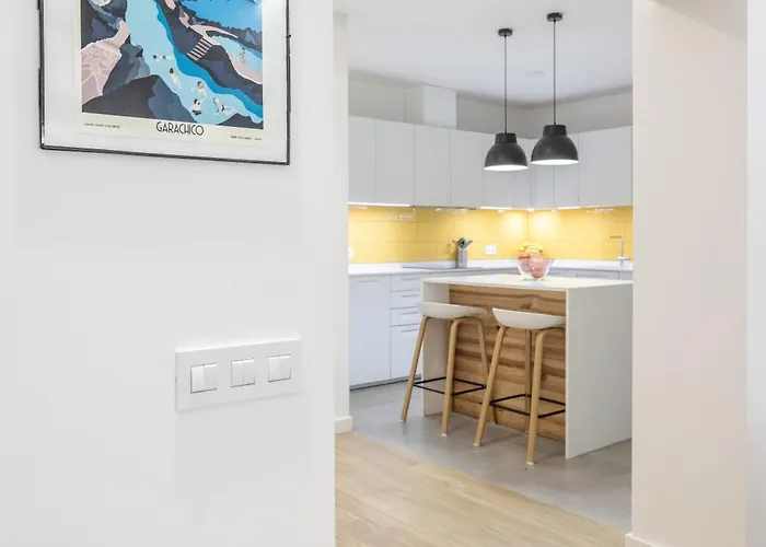 La Cochera Casa Emblematica En *